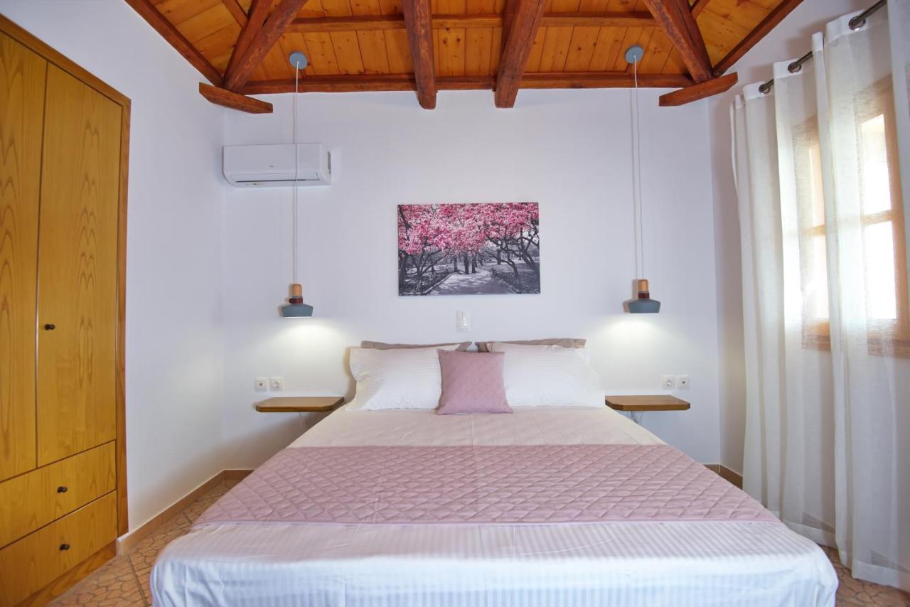 Villa Petrino Patitírion Esterno foto